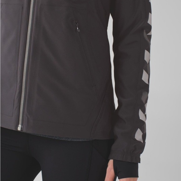 Lululemon Feelin' Frosty Softshell *Insulated    Black Size 4 - Picture 3 of 13